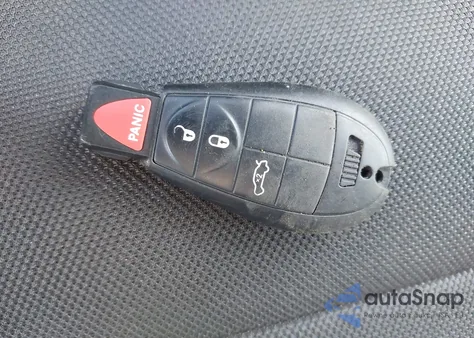 2013 Dodge Challenger Sxt z USA, uszkodzony, nr VIN 2C3CDYAG8DH692302